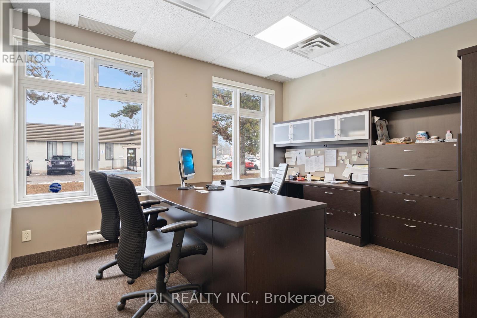 #100 - 20 Upjohn Road Property Photo 13