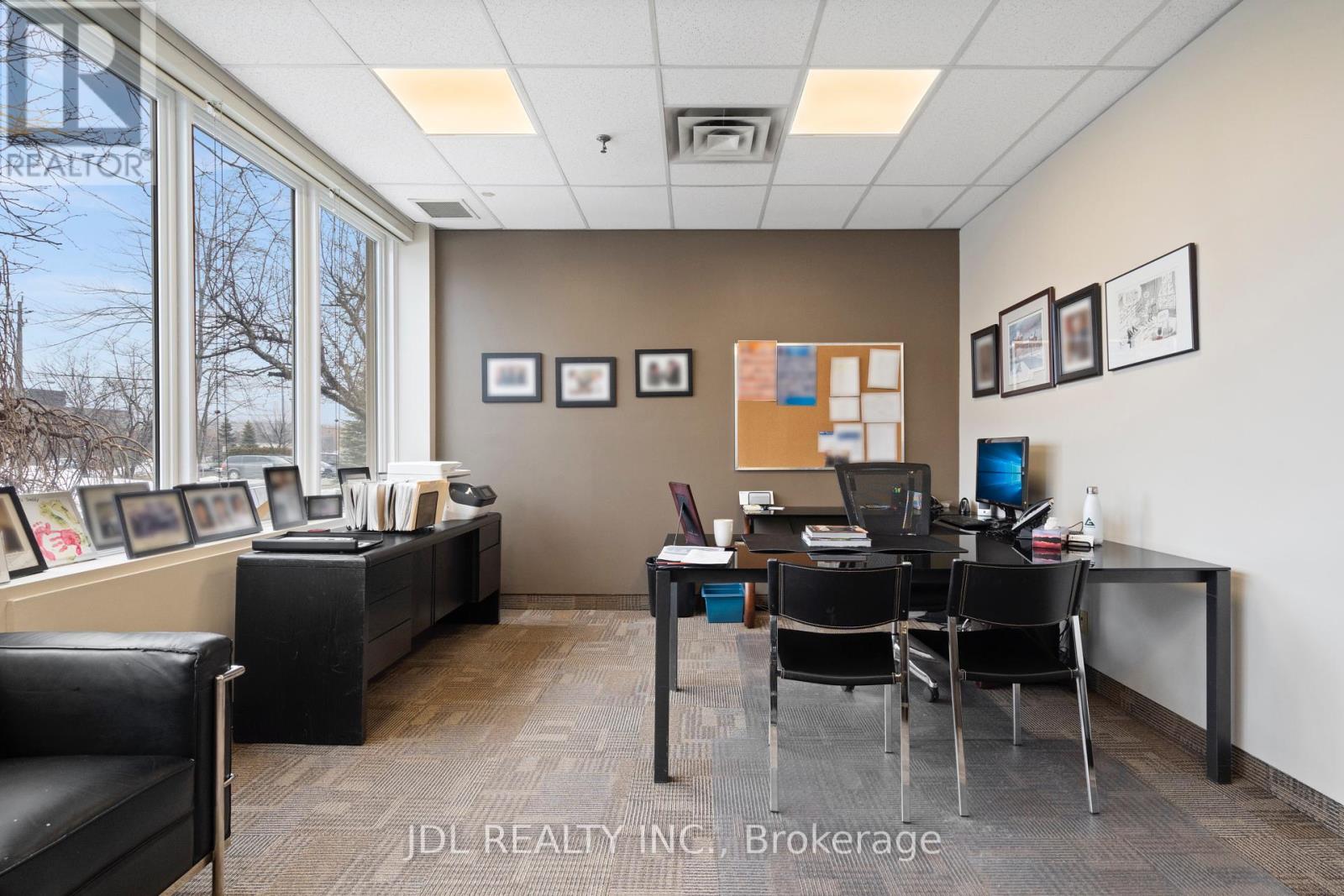 #100 - 20 Upjohn Road Property Photo 15