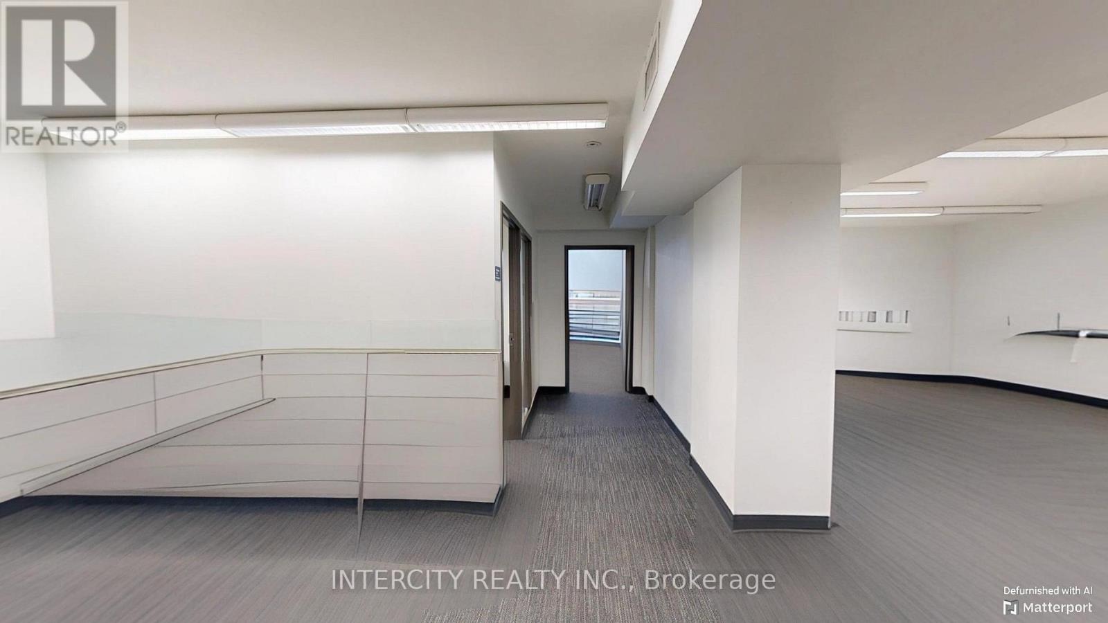 2nd Flr - 627 Bloor Street W Property Photo 9