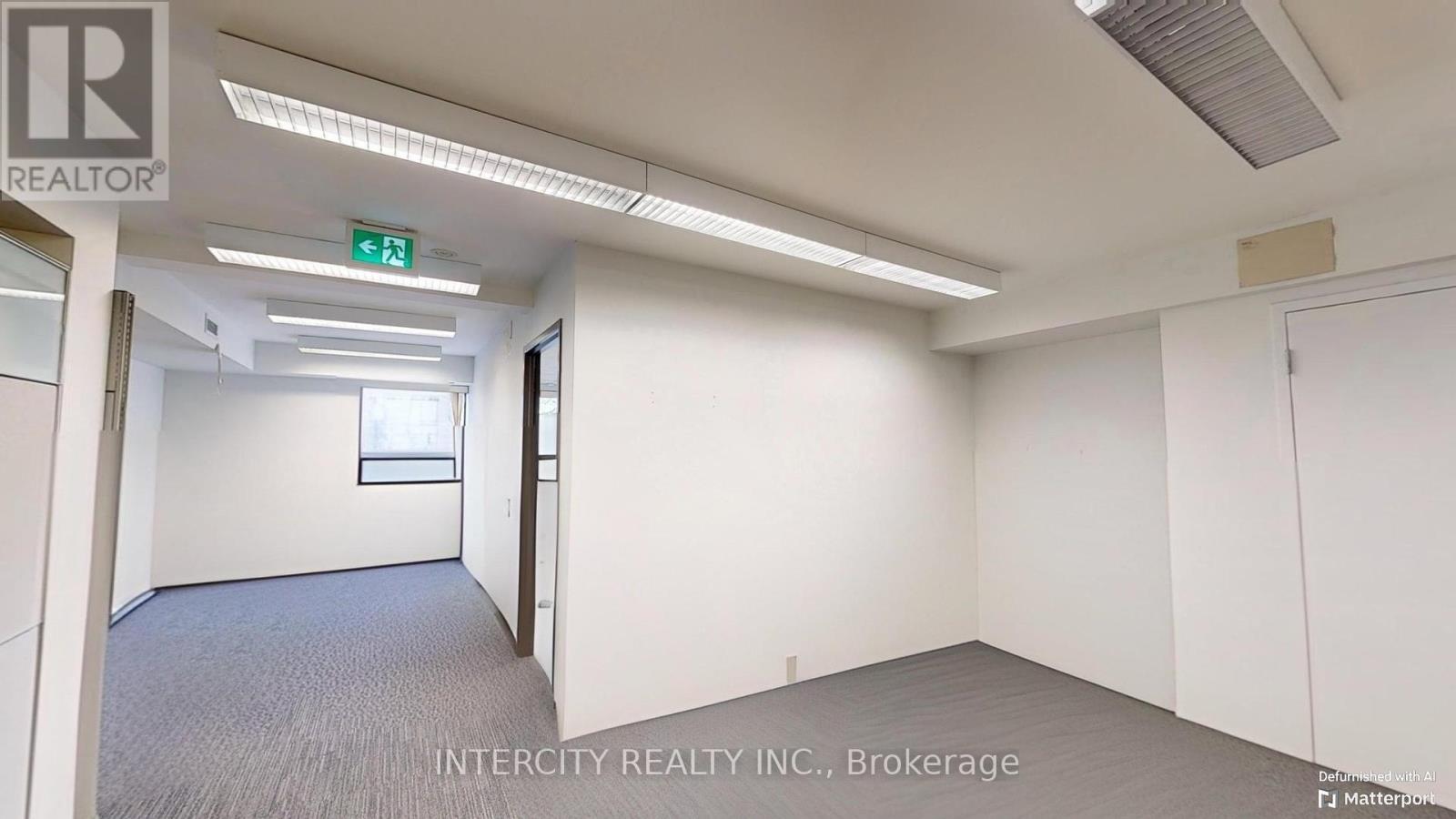 2nd Flr - 627 Bloor Street W Property Photo 18