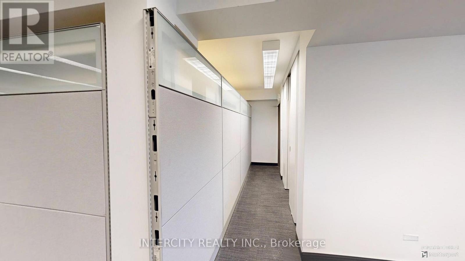 2nd Flr - 627 Bloor Street W Property Photo 25