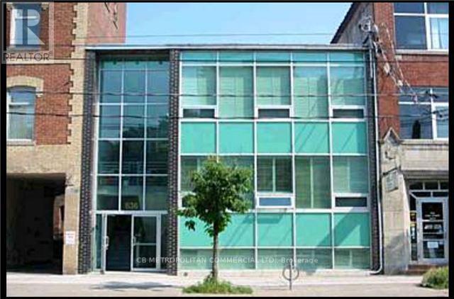 LOWER - 636 KING STREET W Property Photo 1