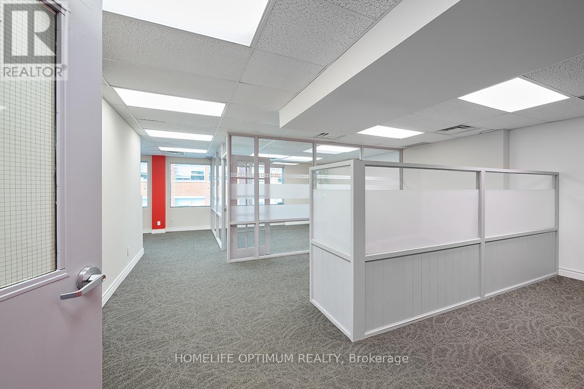 203 - 170 SHEPPARD AVENUE E Property Photo 1