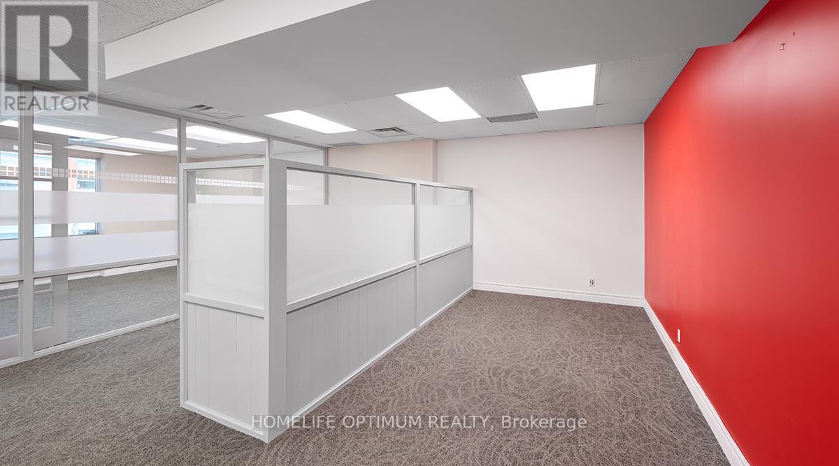 203 - 170 Sheppard Avenue E Property Photo 4