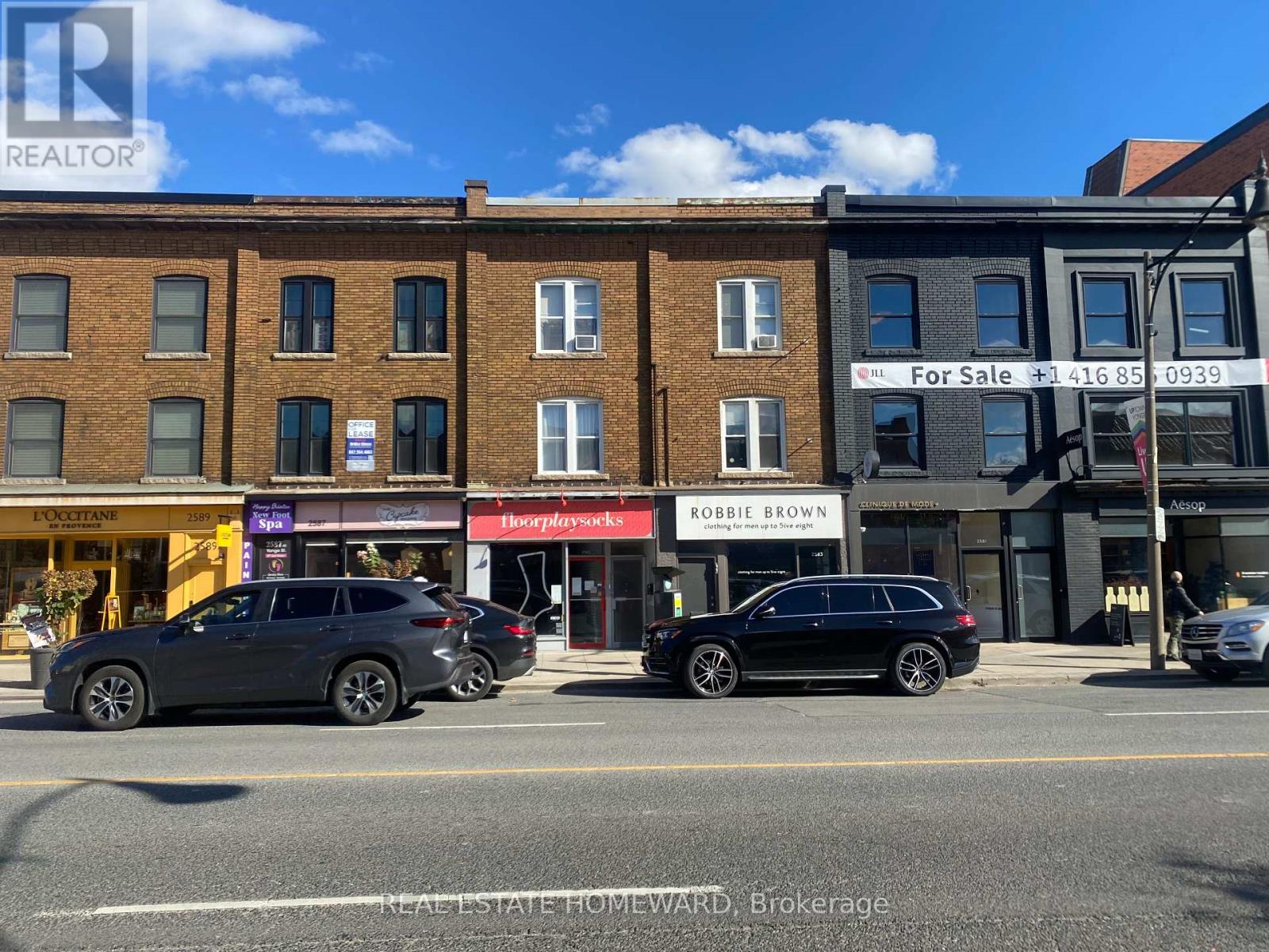 2585 Yonge Street Property Photo 1