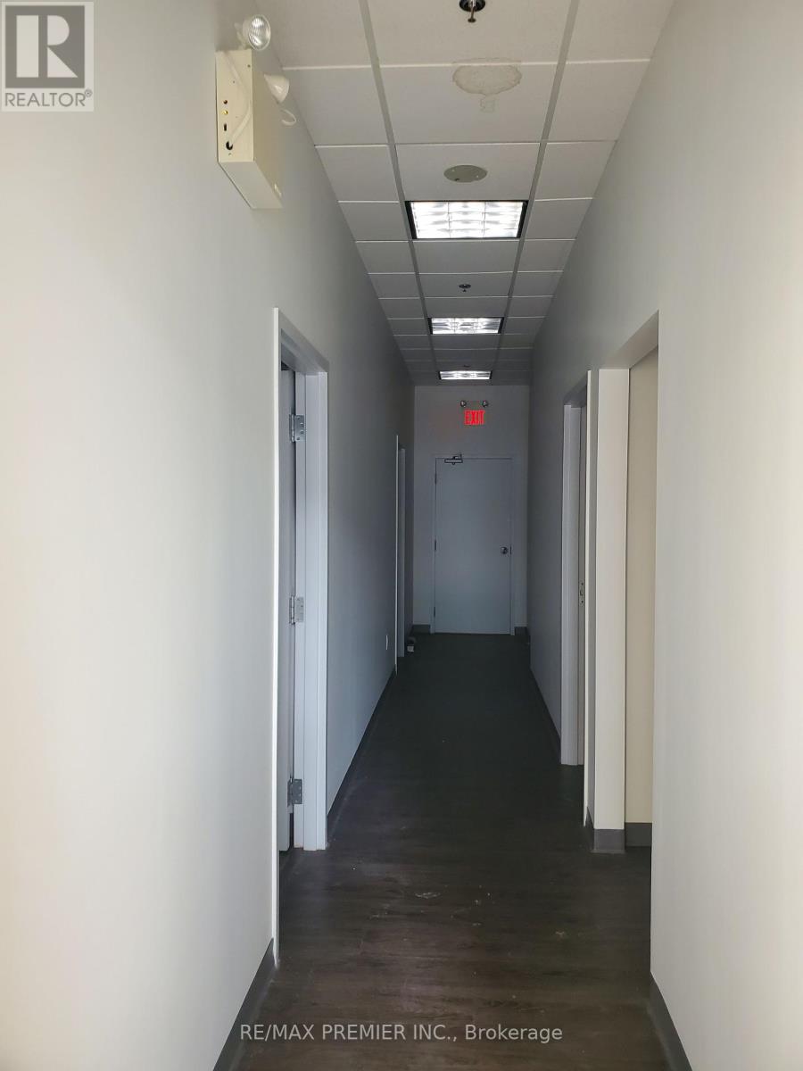 203 - 5231 Yonge Street Property Photo 12