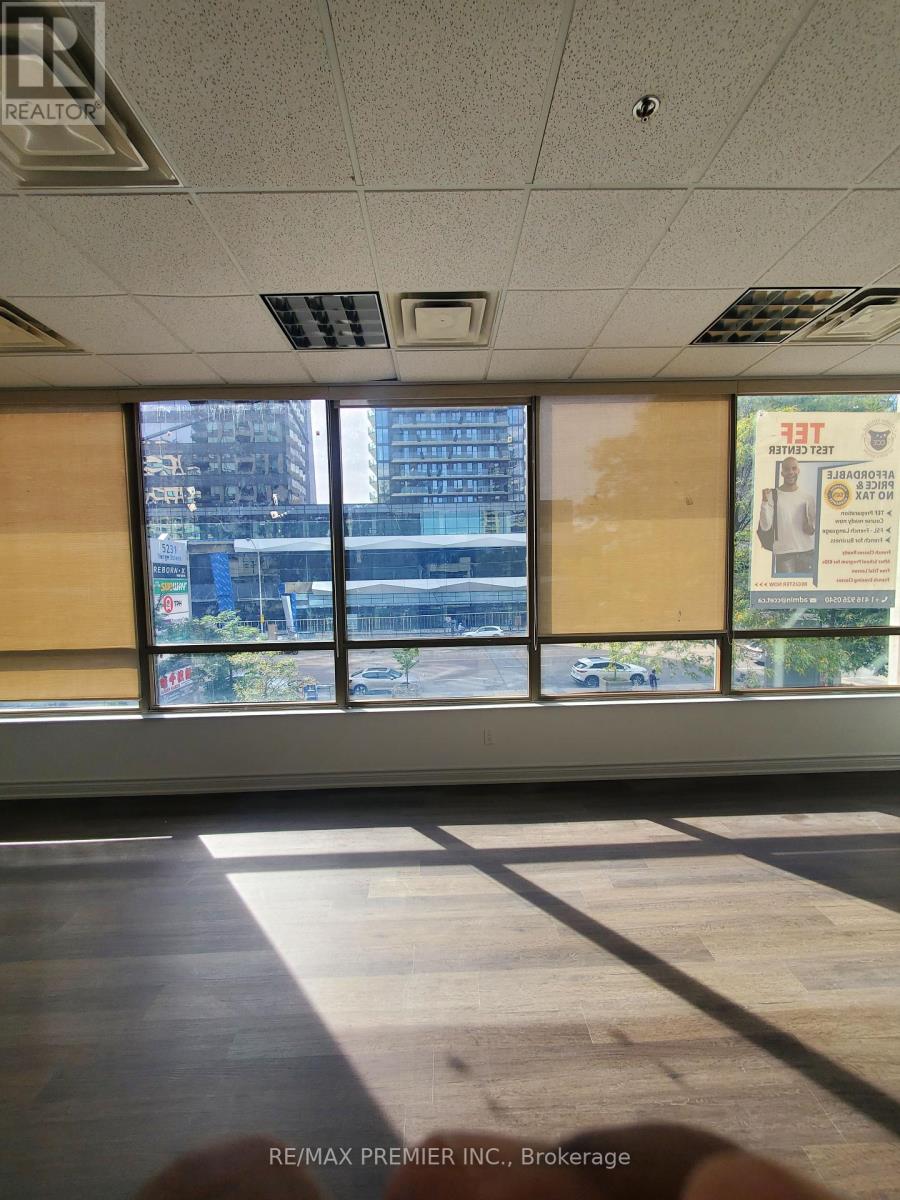 203 - 5231 Yonge Street Property Photo 15