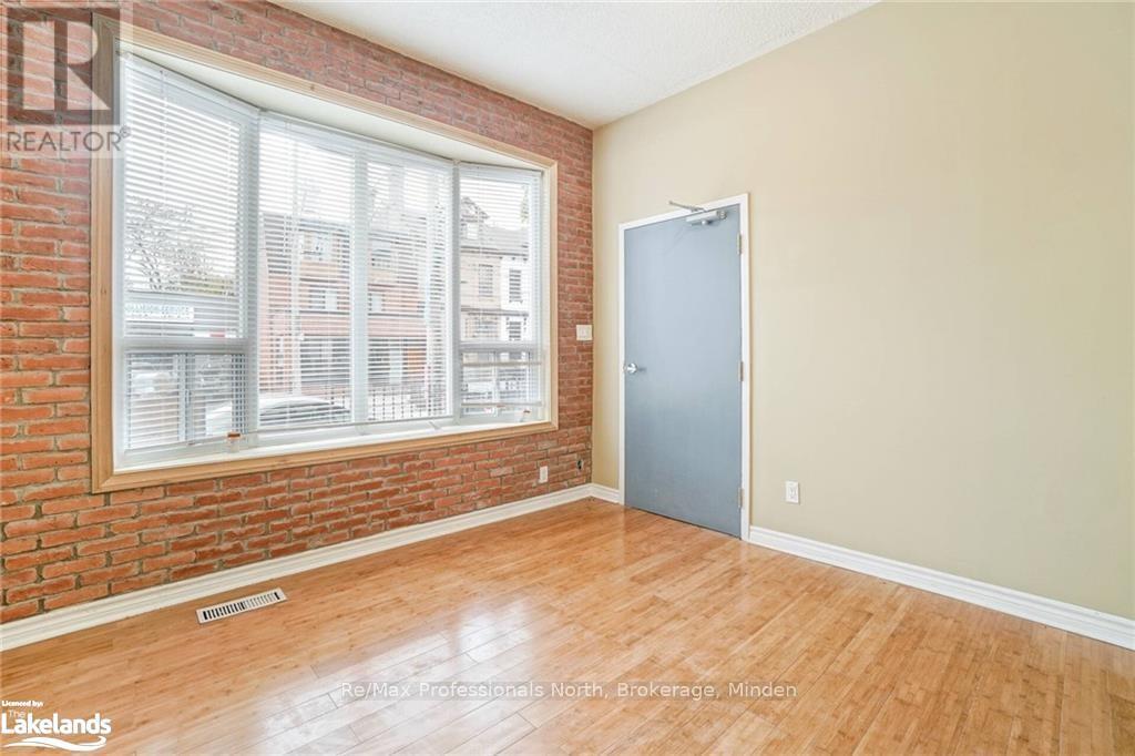 214 Gerrard Street E Property Photo 3