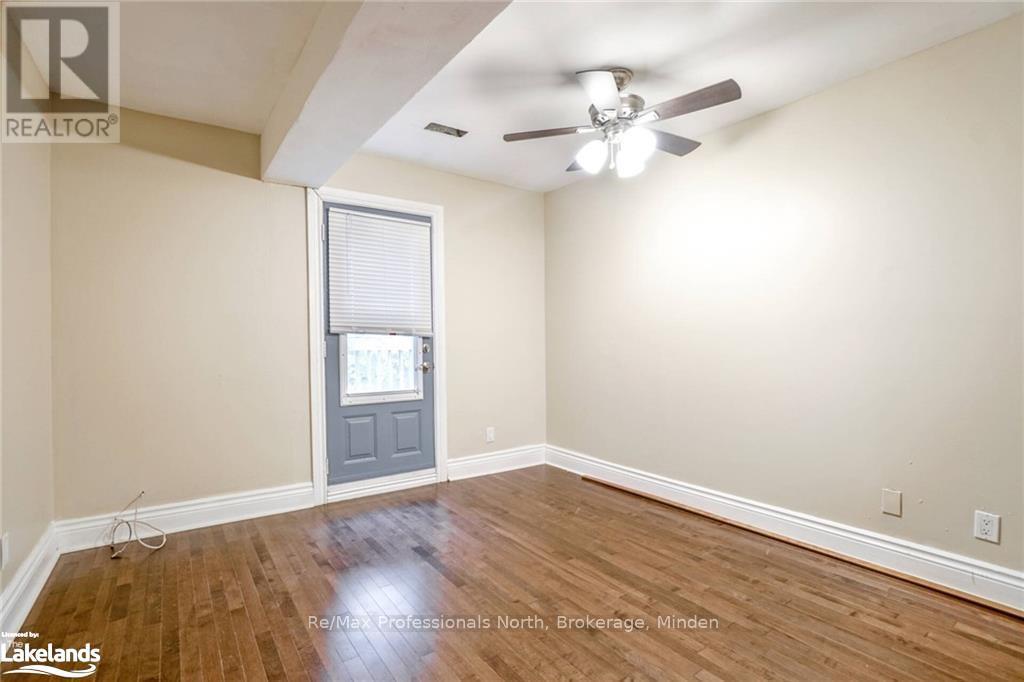 214 Gerrard Street E Property Photo 13