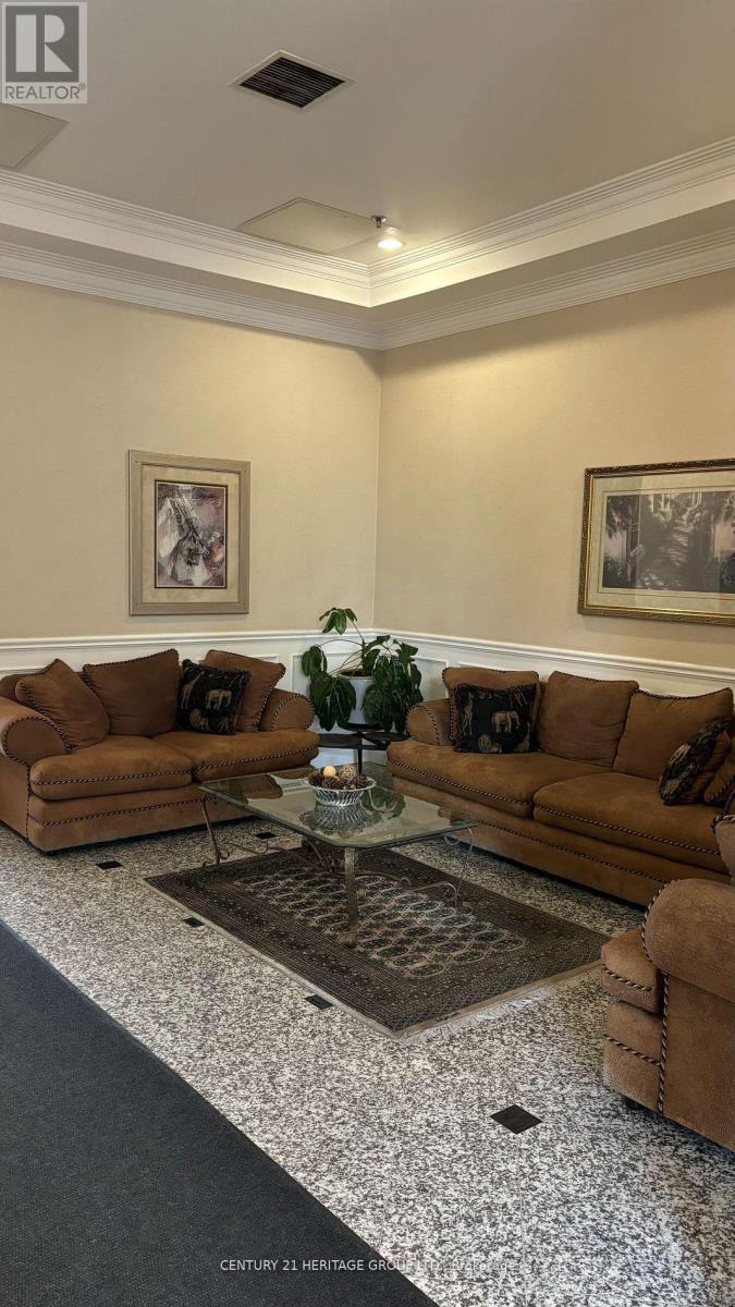 503 - 555 Wilson Heights Boulevard Property Photo 2