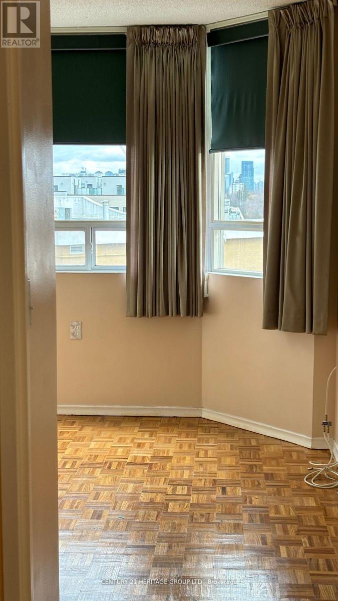 503 - 555 Wilson Heights Boulevard Property Photo 20