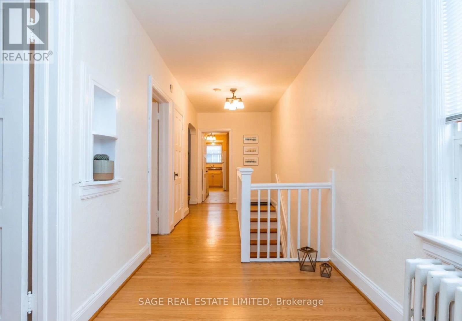 C - 1671 Bathurst Street Property Photo 3