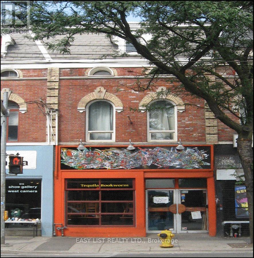 512 Queen Street W Property Photo 16