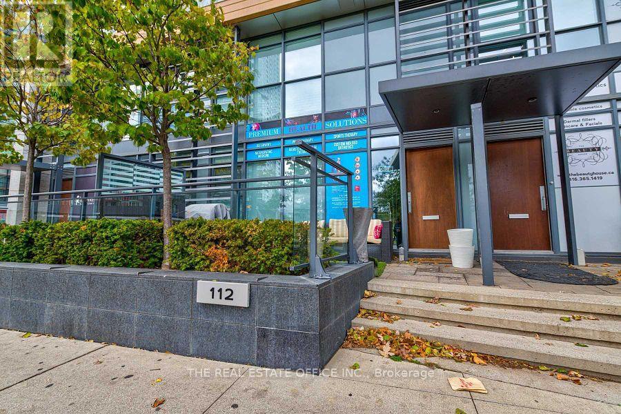 G9 - 112 Fort York Boulevard Property Photo 1