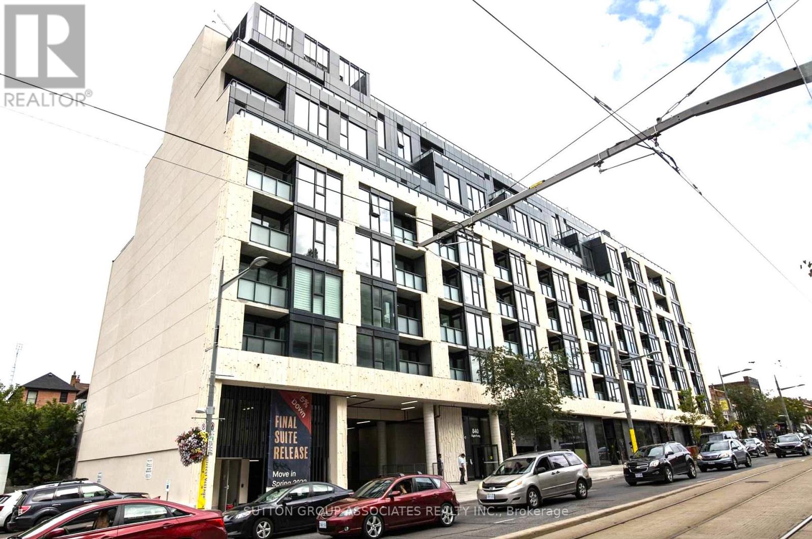 416 - 840 ST CLAIR AVENUE W Property Photo 1