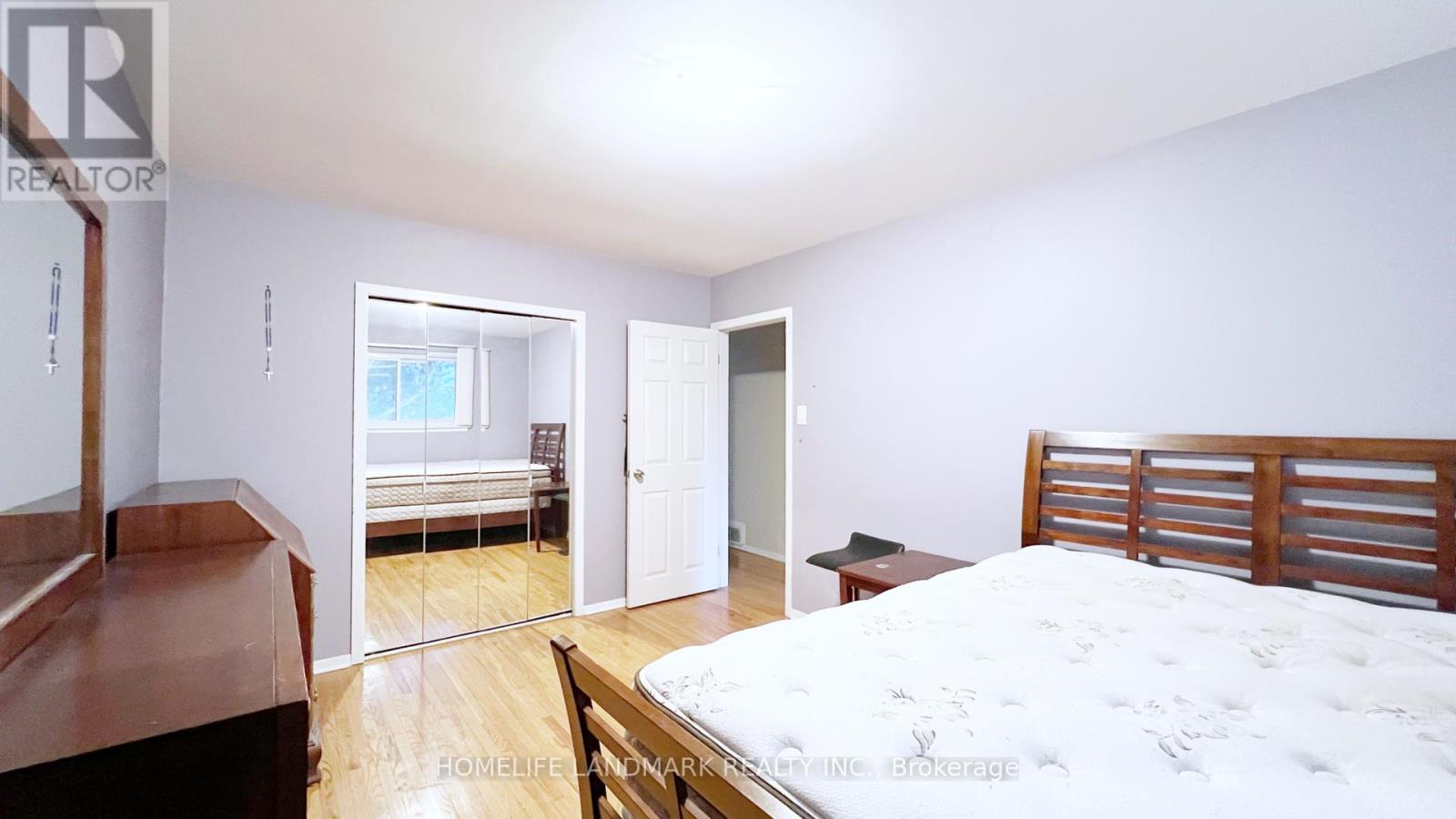 Upper P - 57 Painswick Crescent Property Photo 2