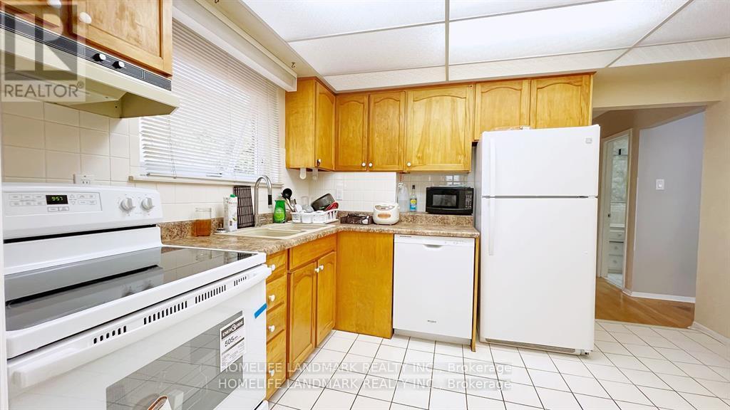 Upper P - 57 Painswick Crescent Property Photo 3