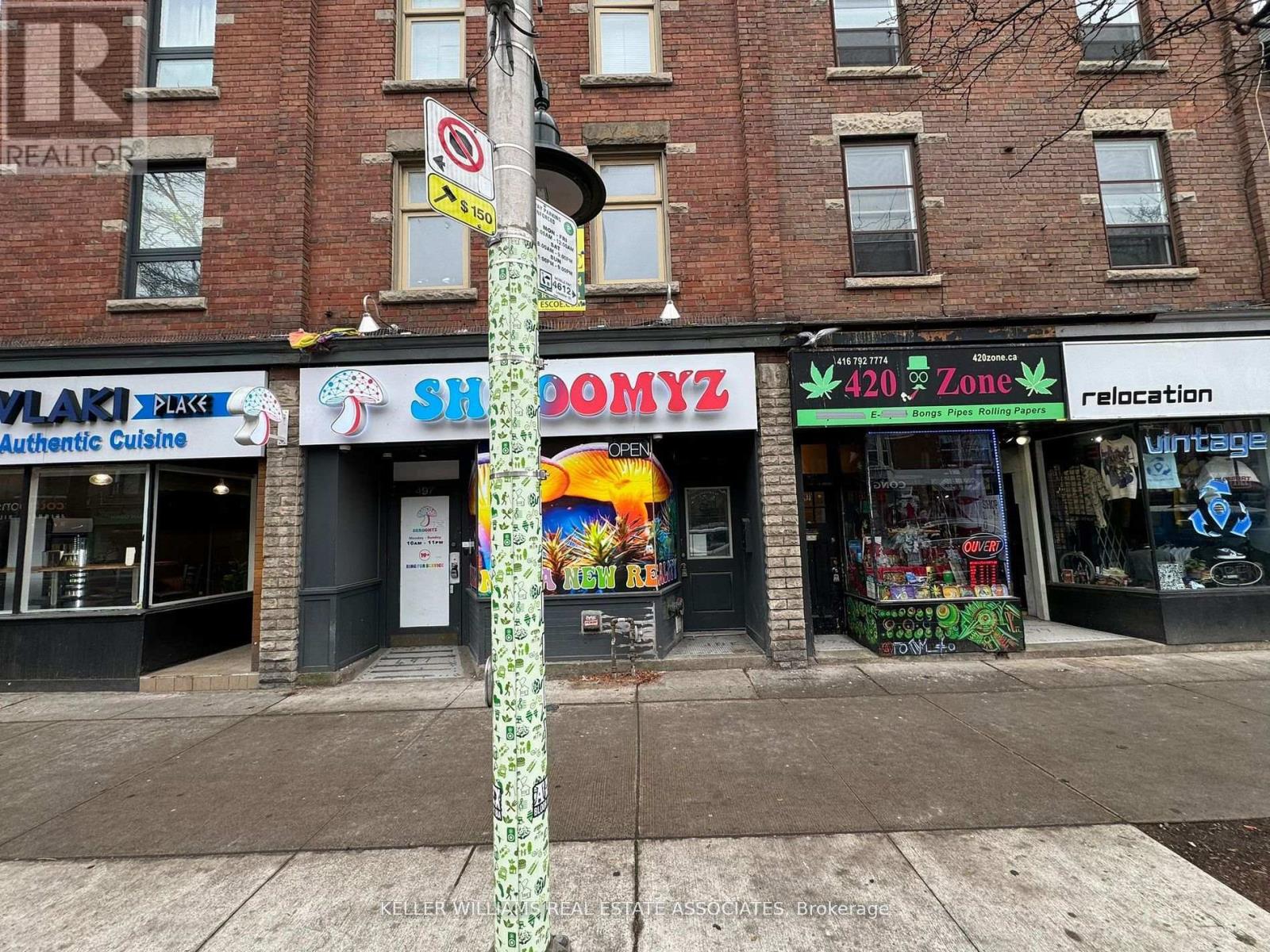 16(3rd) - 497 Bloor Street W Property Photo 1