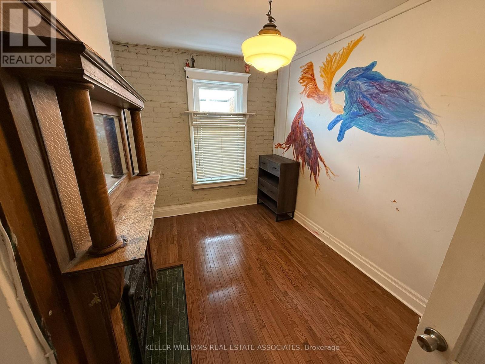 16(3rd) - 497 Bloor Street W Property Photo 10