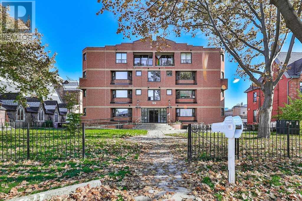 8 - 99 Bellevue Avenue Property Photo 5