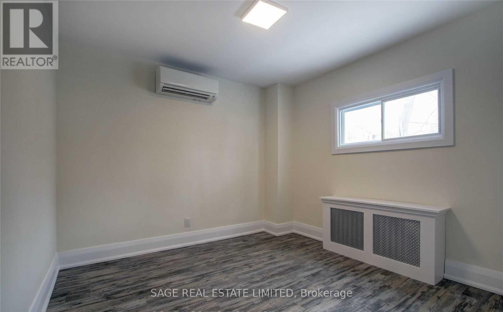 5 - 1571 Mount Pleasant Road Property Photo 7