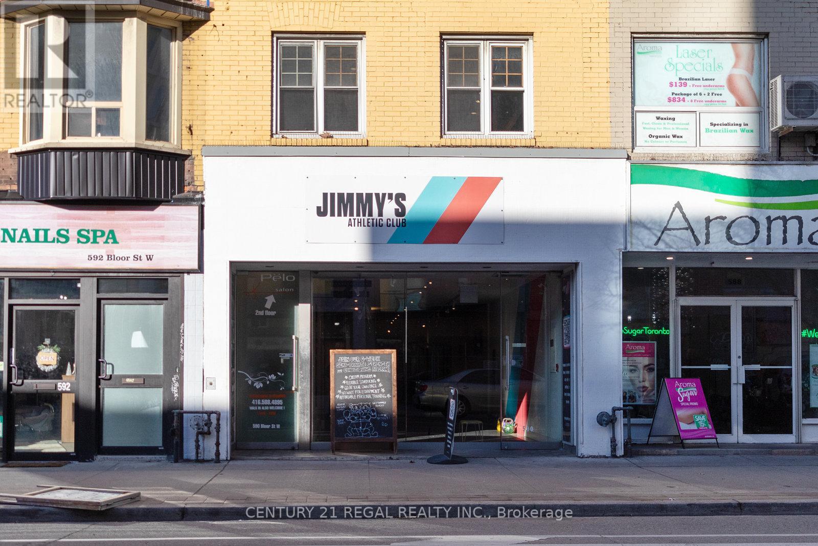 2b - 590 Bloor Street W Property Photo 17