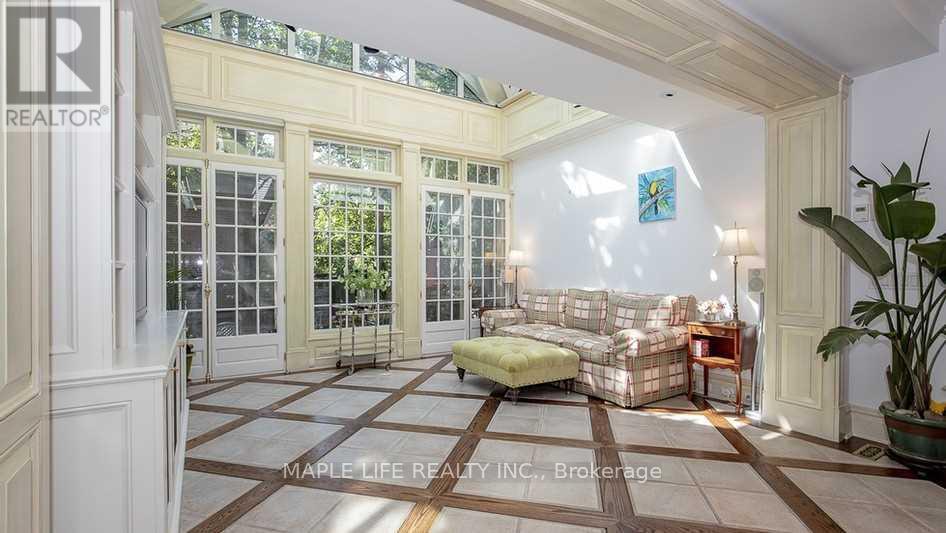 11 Dewbourne Avenue Property Photo 10