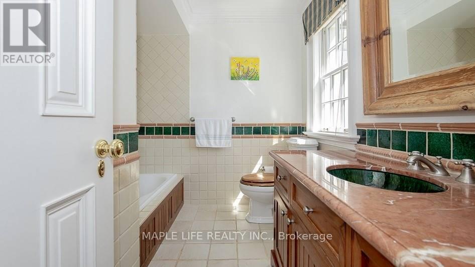 11 Dewbourne Avenue Property Photo 28