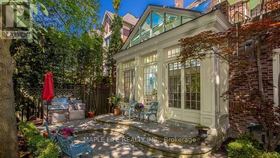 11 Dewbourne Avenue Property Photo 32