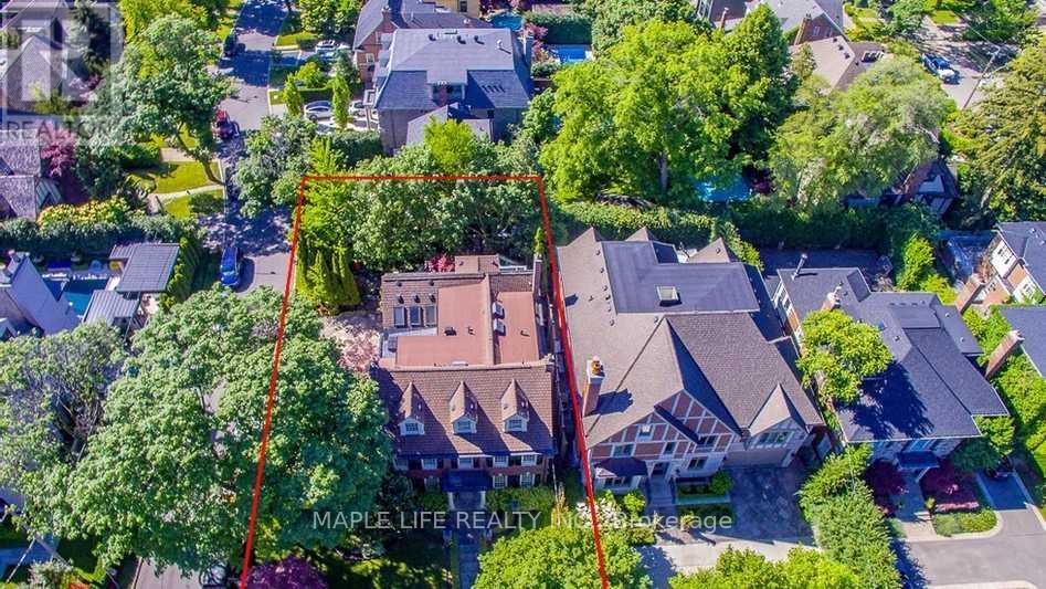 11 Dewbourne Avenue Property Photo 35