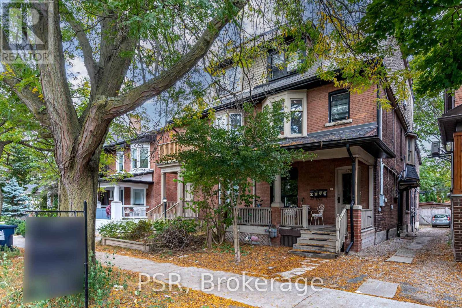200 - 678 Huron Street Property Photo 2