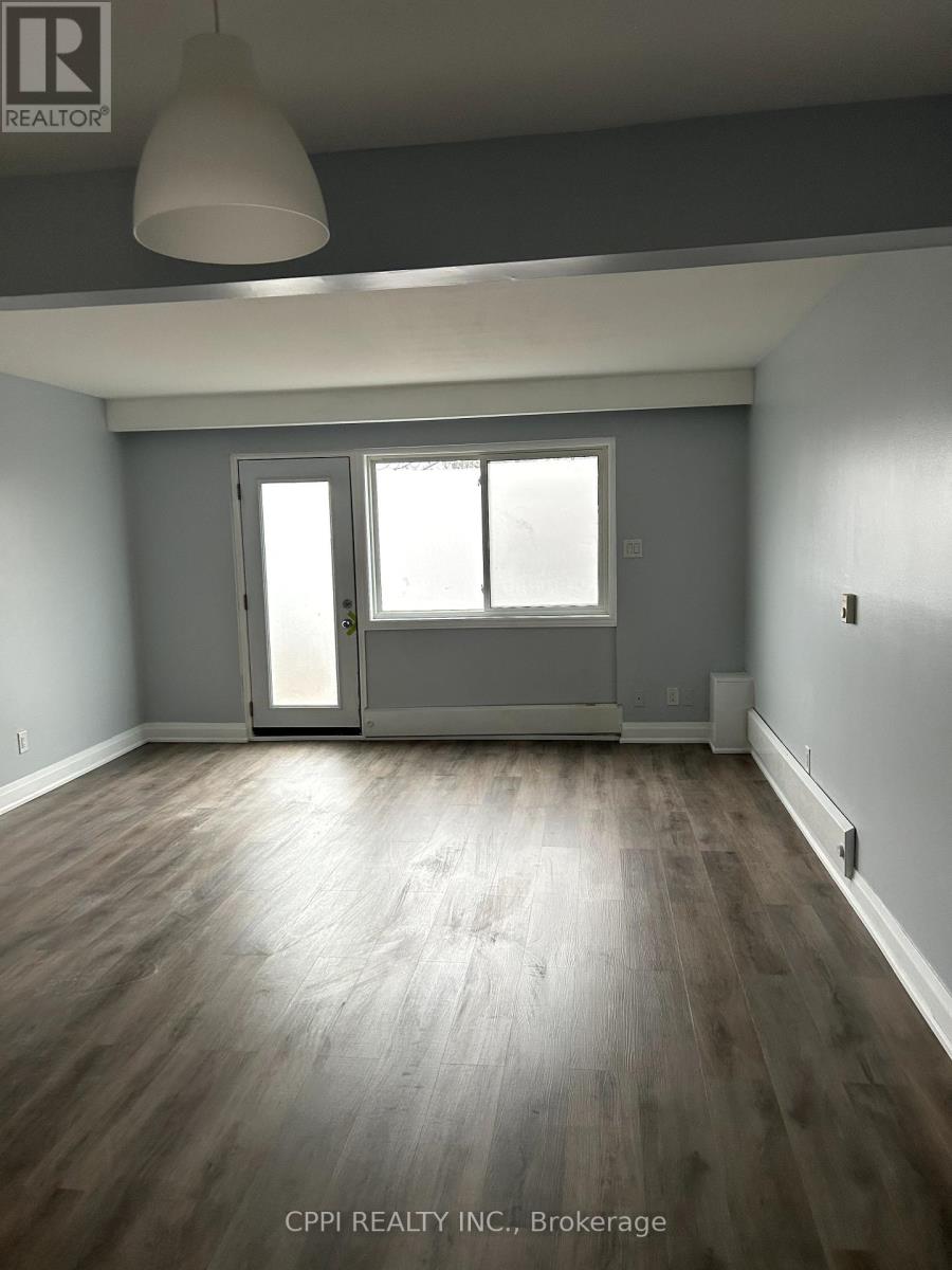 125 - 69 Godstone Road Property Photo 4