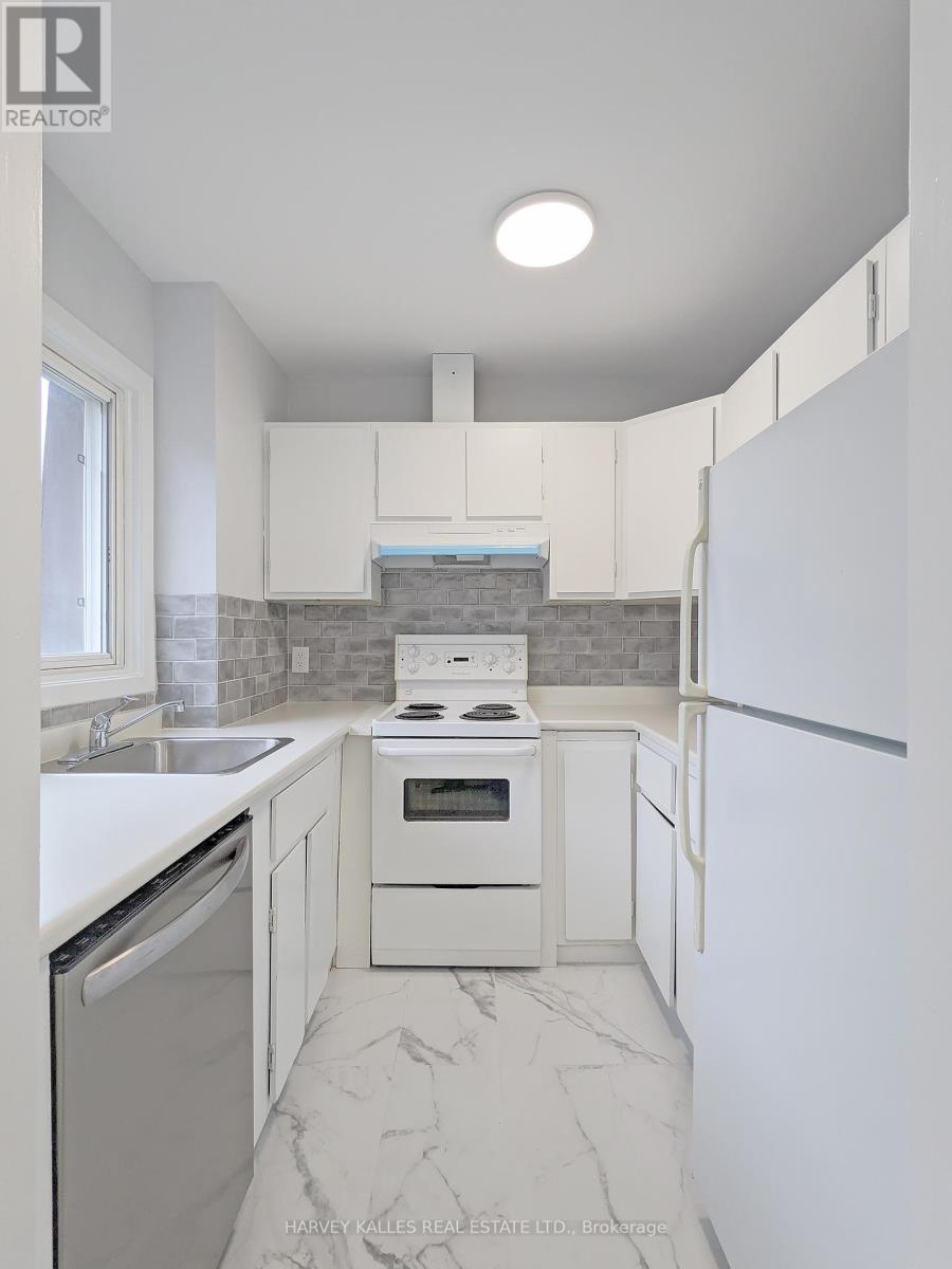 4 - 431 Balliol Street Property Photo 9