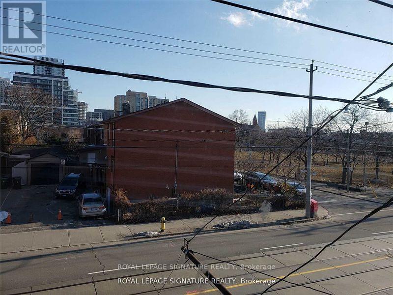 2 - 272 Parliament Street Property Photo 3