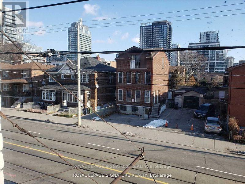 2 - 272 Parliament Street Property Photo 4