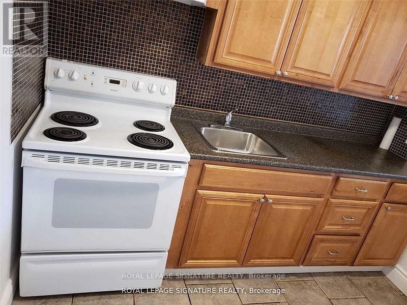 2 - 272 Parliament Street Property Photo 7