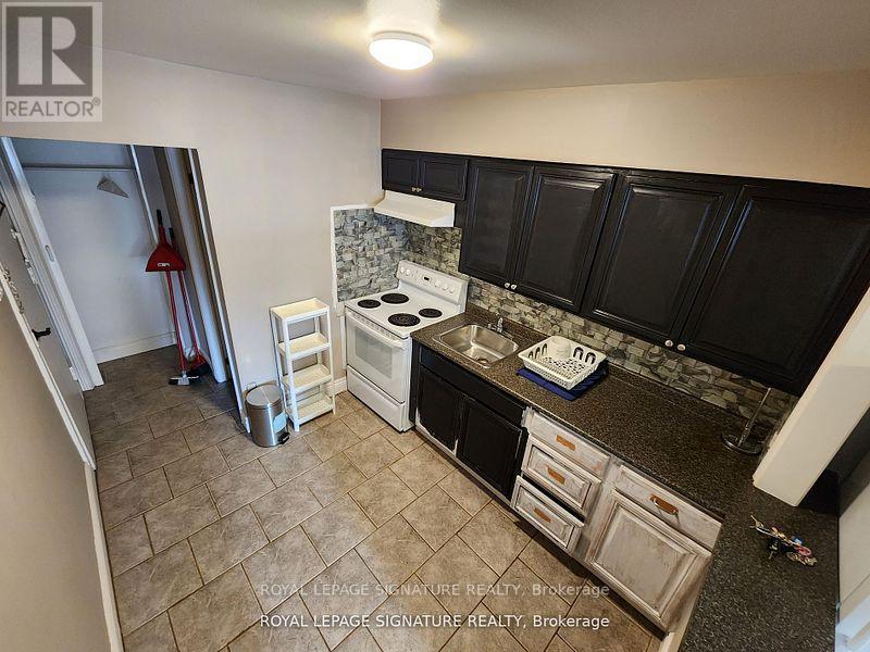 2 - 272 Parliament Street Property Photo 22