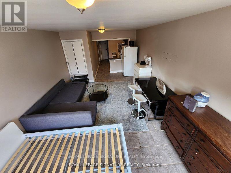 2 - 272 Parliament Street Property Photo 23