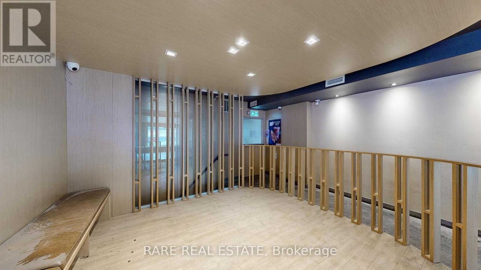 Unit 2 - 4909 Yonge Street Property Photo 13