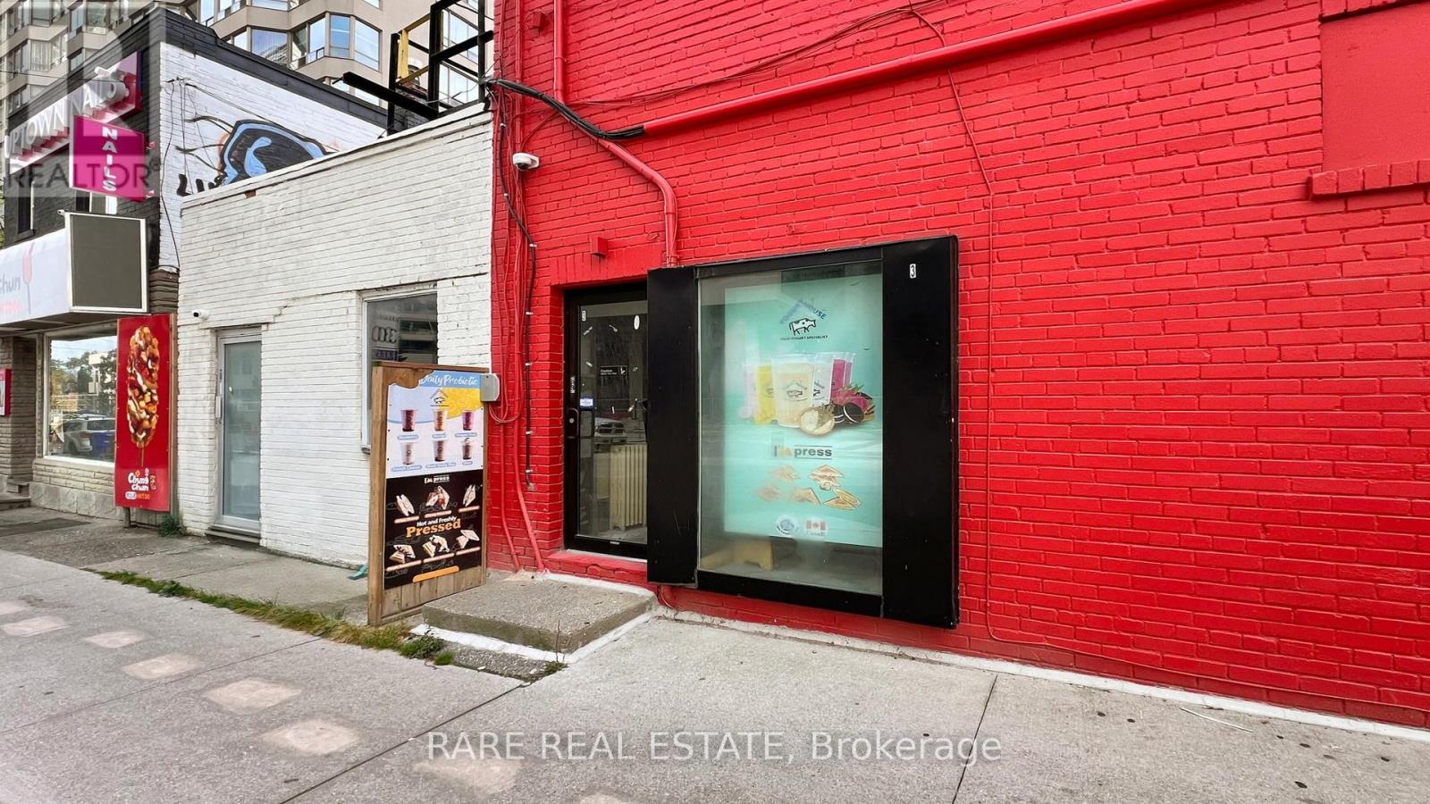 Unit 2 - 4909 Yonge Street Property Photo 25