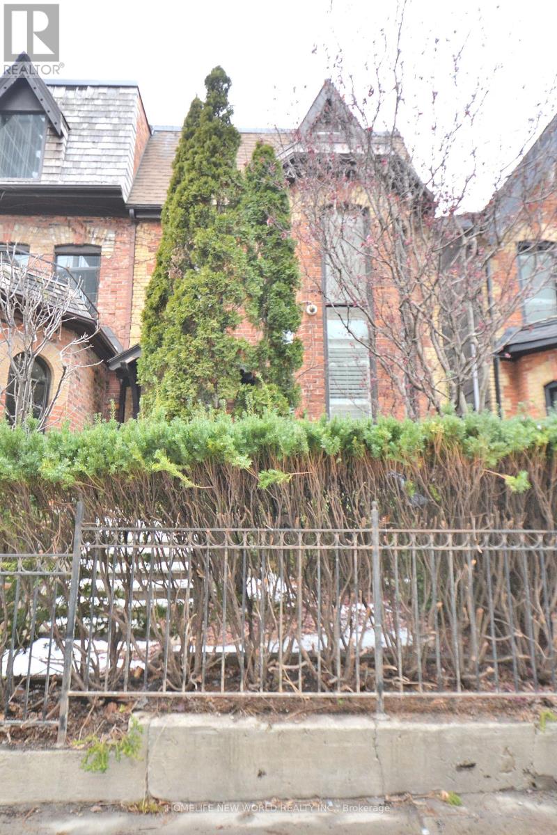 390 PARLIAMENT STREET Property Photo 1