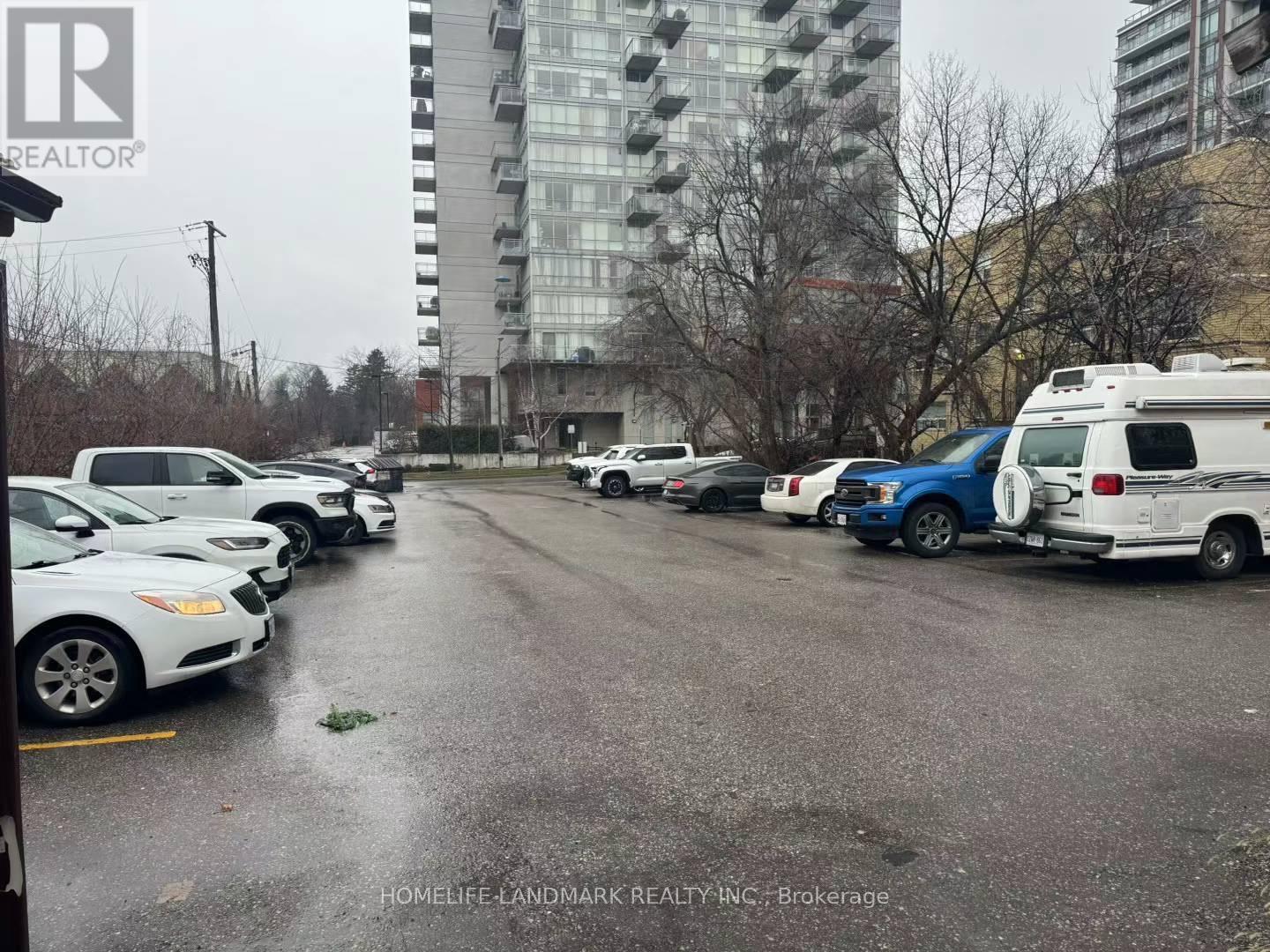 Main - 5320 Yonge Street Property Photo 2