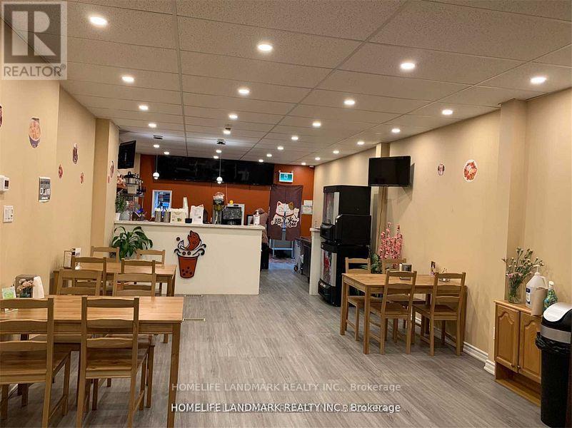 3238 Yonge Street Property Photo 1