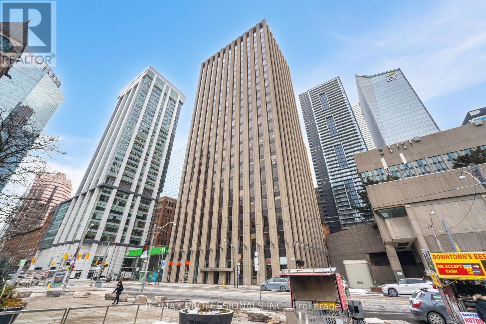 800 - 65 QUEEN STREET Property Photo 1