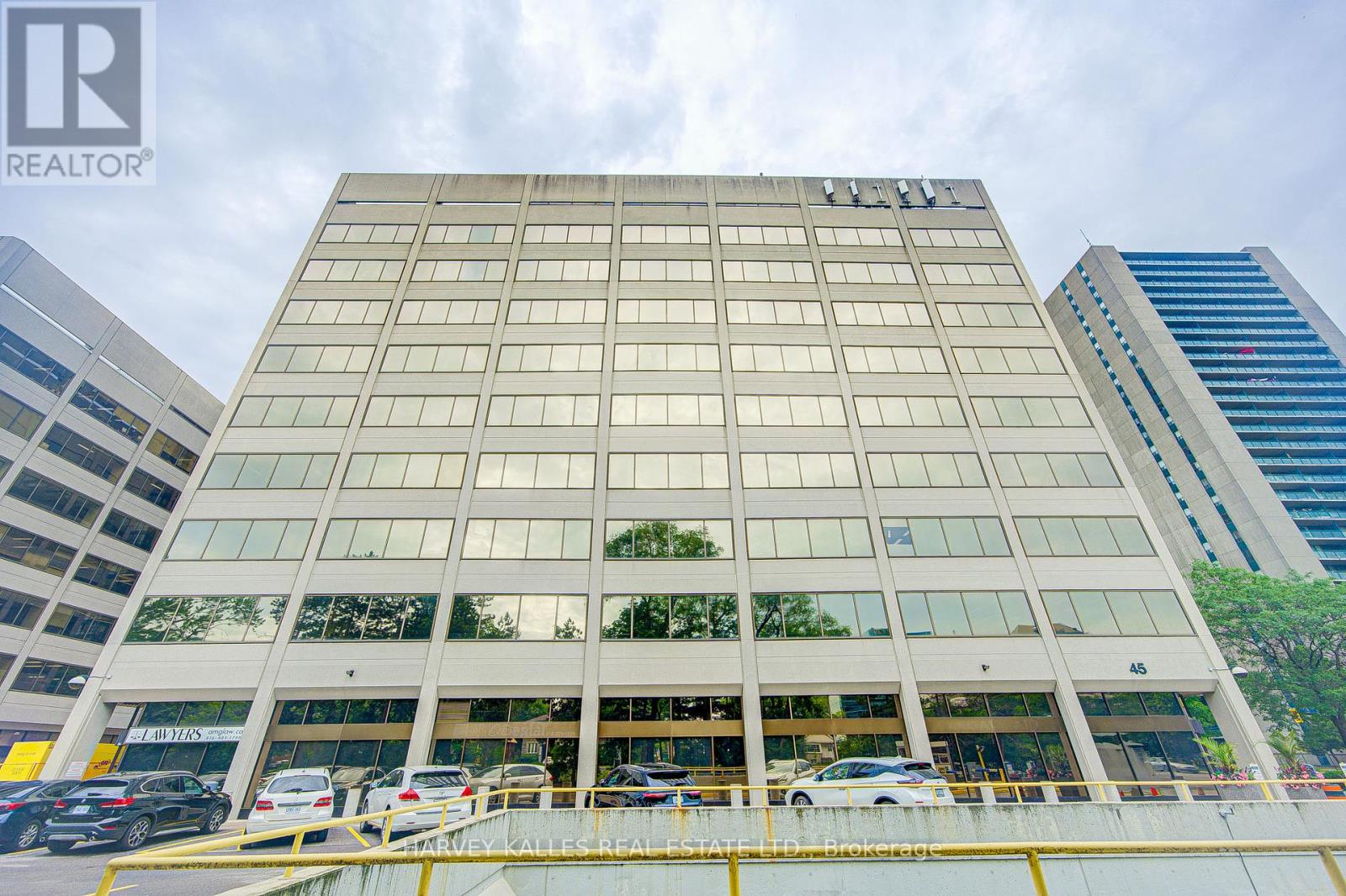 902 - 45 Sheppard Avenue E Property Photo 13