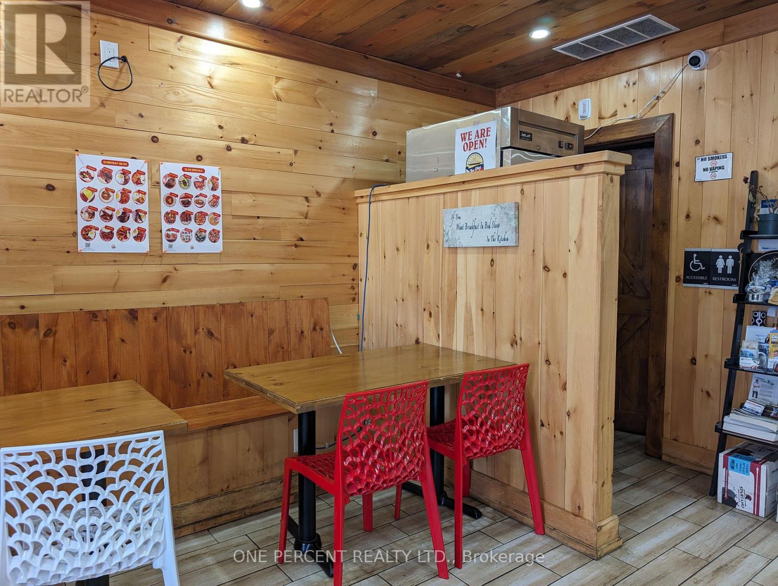 3795 Bathurst Street Property Photo 5