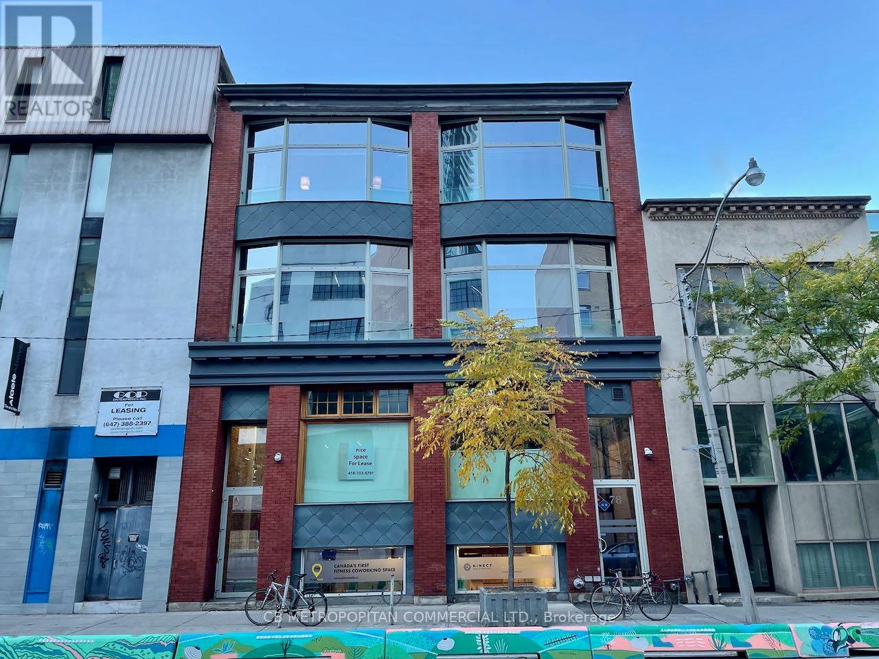 340 - 76 Richmond Street E Property Photo 2