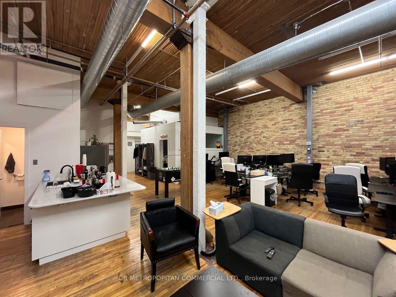 340 - 76 Richmond Street E Property Photo 10