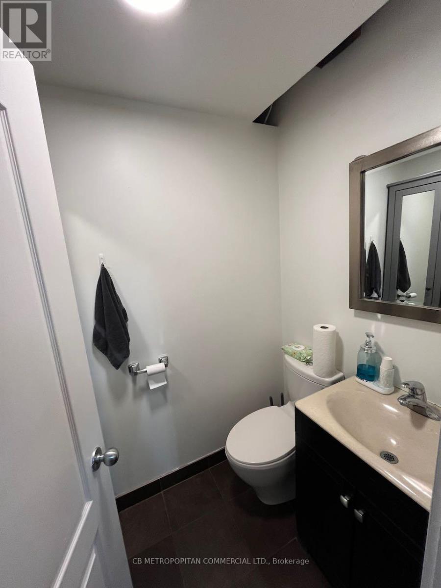 340 - 76 Richmond Street E Property Photo 13