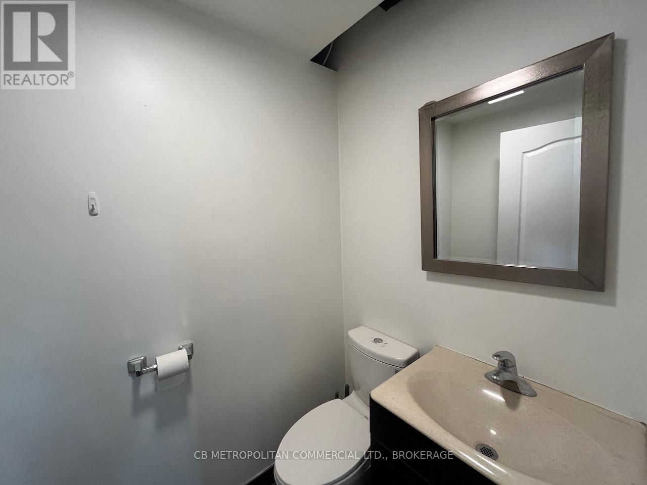 350 - 76 Richmond Street E Property Photo 14